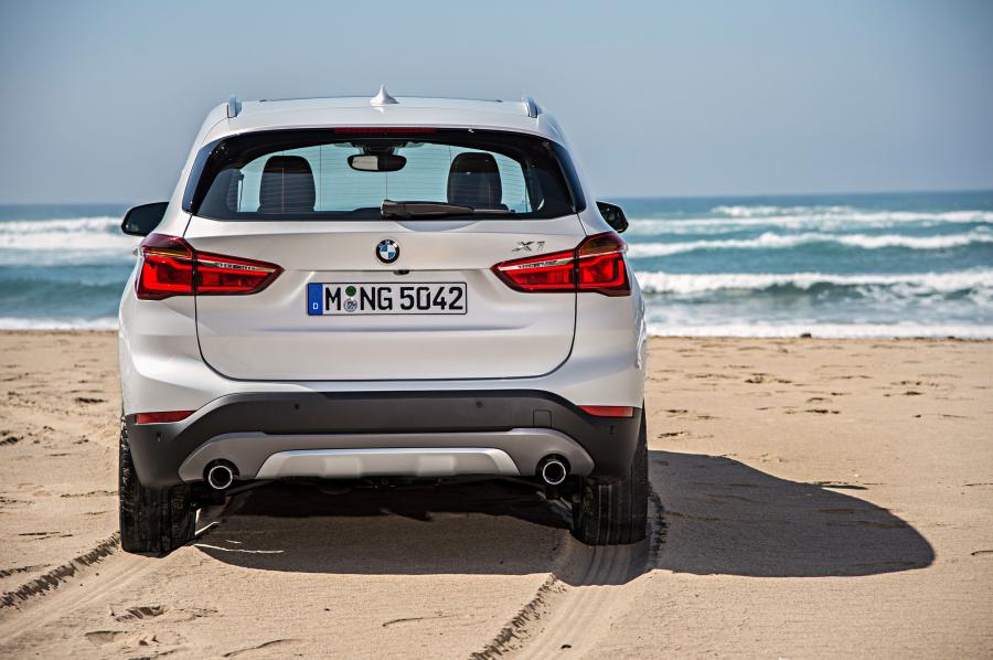  BMW X1 xDrive20d xLine (F48) 2015 года  (WW) (фото 43 из 59)